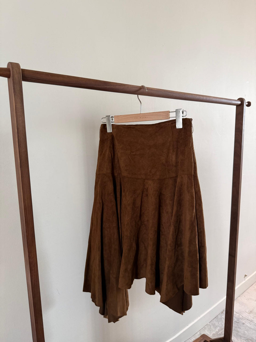 0383 ARIEL SKIRT