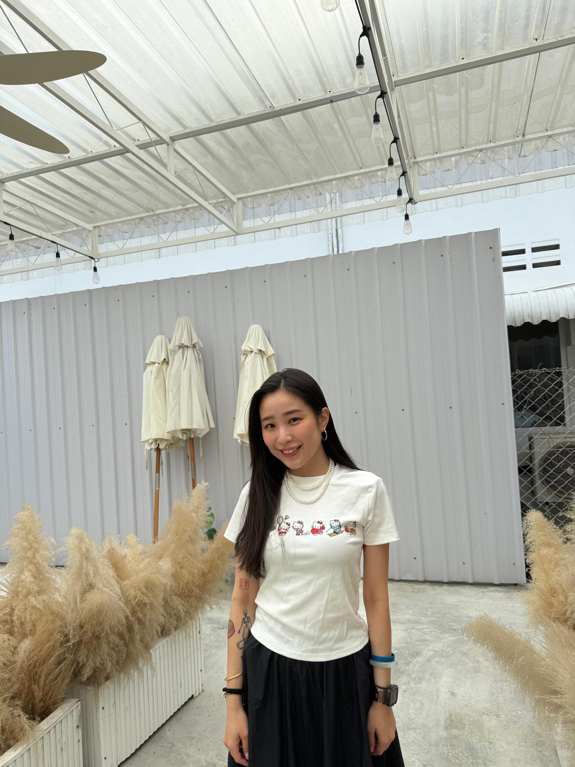 0198 SPORTY KITTY TEE